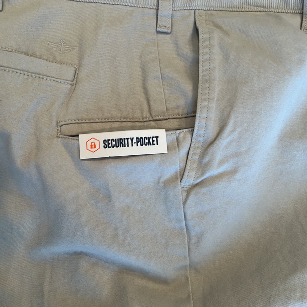 Men’s Dockers Khaki Shorts - Picture 10 of 10